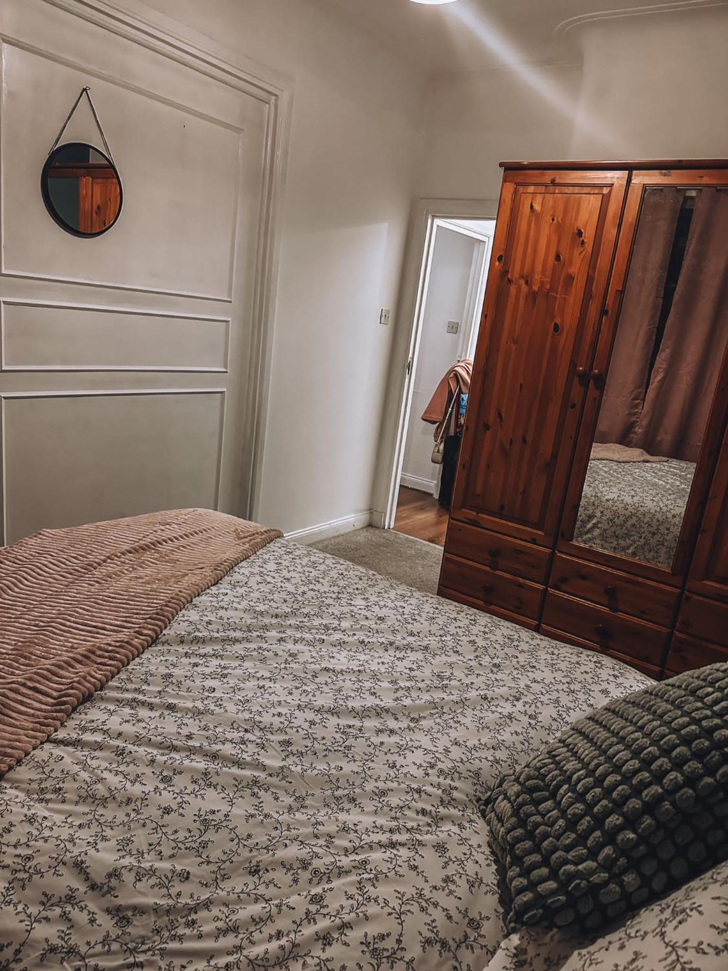 Cosy 2 Bedroom Apartment In Swiss Cottage. London Eksteriør billede