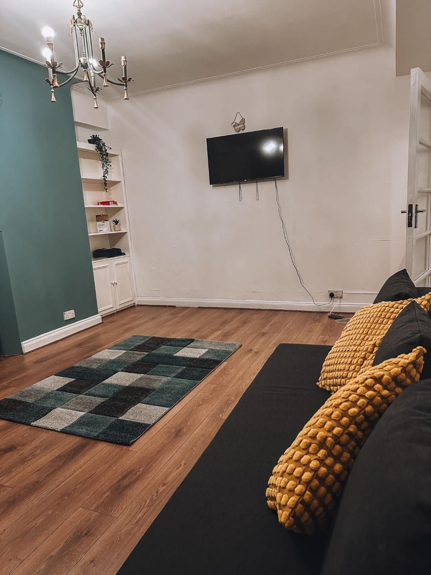 Cosy 2 Bedroom Apartment In Swiss Cottage. London Eksteriør billede