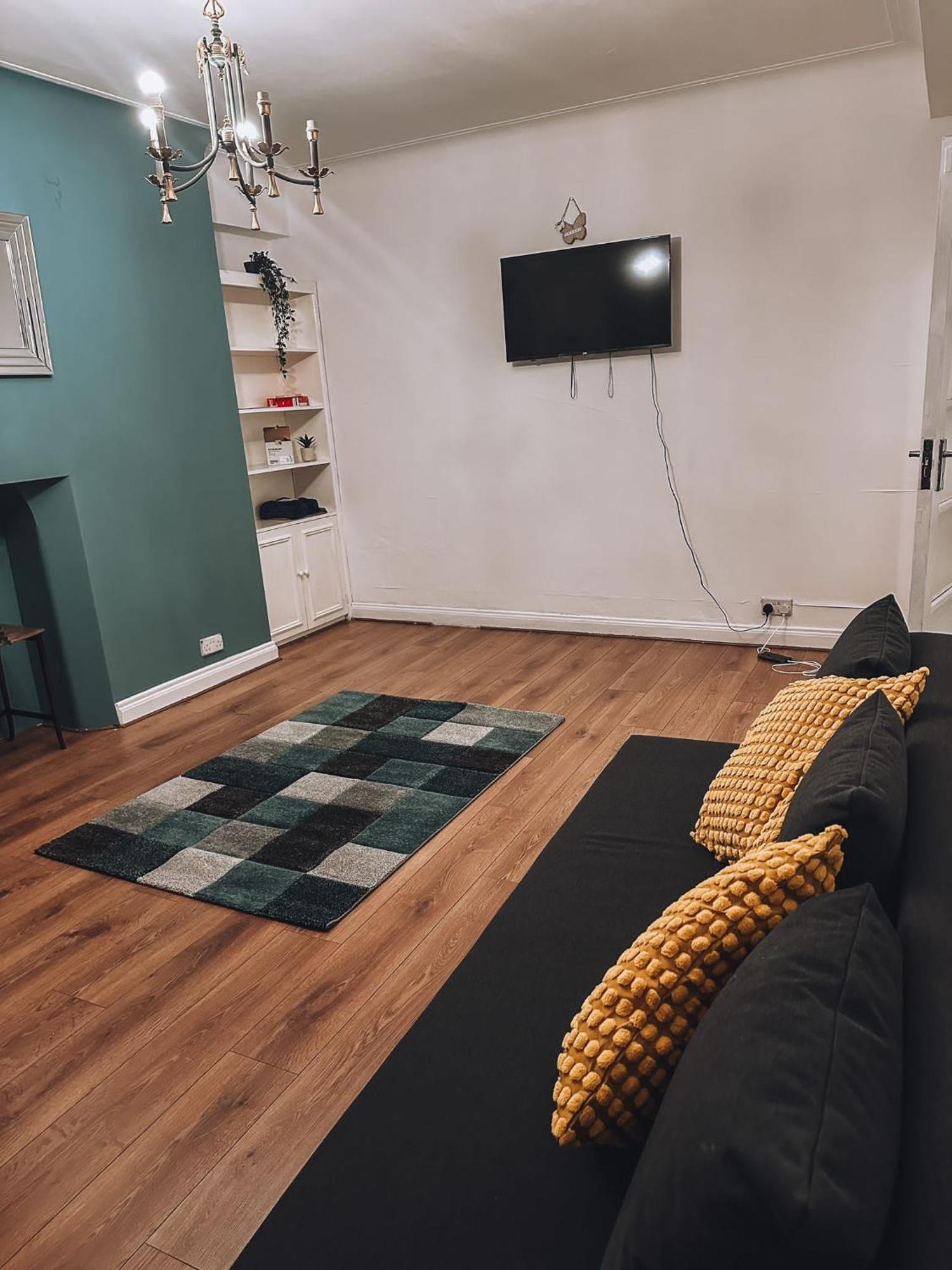 Cosy 2 Bedroom Apartment In Swiss Cottage. London Eksteriør billede