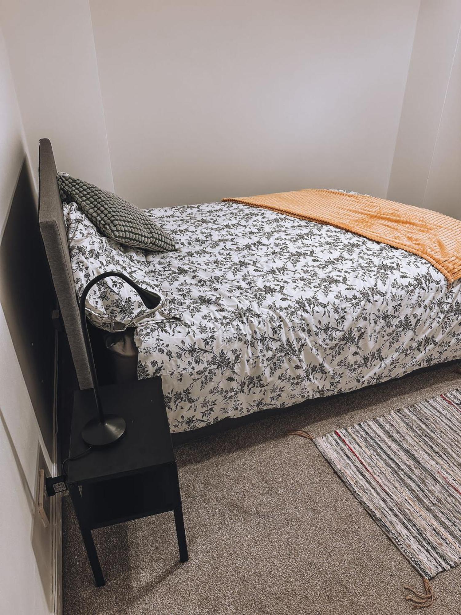 Cosy 2 Bedroom Apartment In Swiss Cottage. London Eksteriør billede