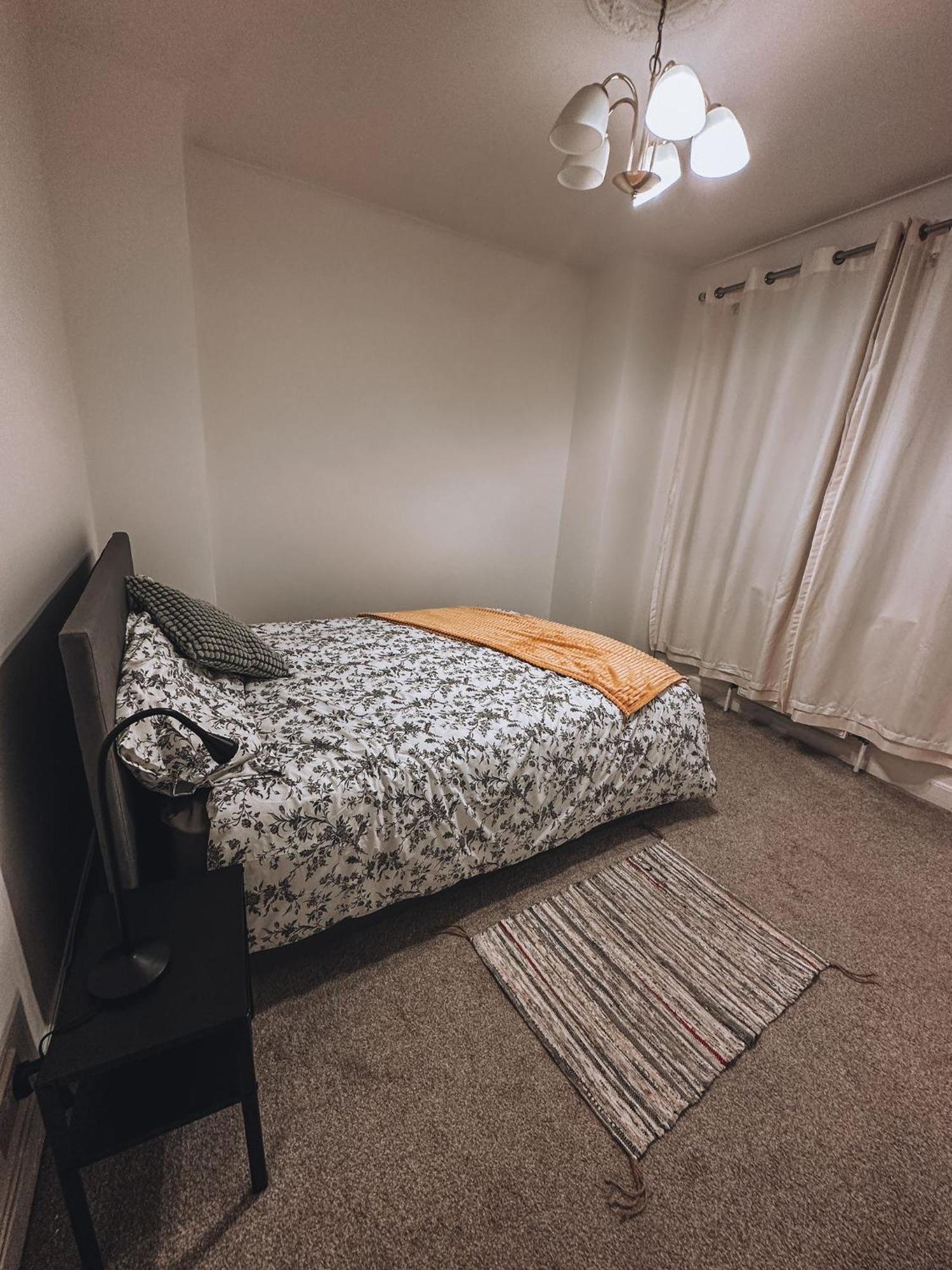 Cosy 2 Bedroom Apartment In Swiss Cottage. London Eksteriør billede